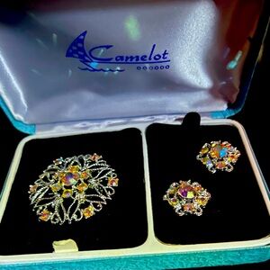 Vintage Brooch and Clip on Earrings Set